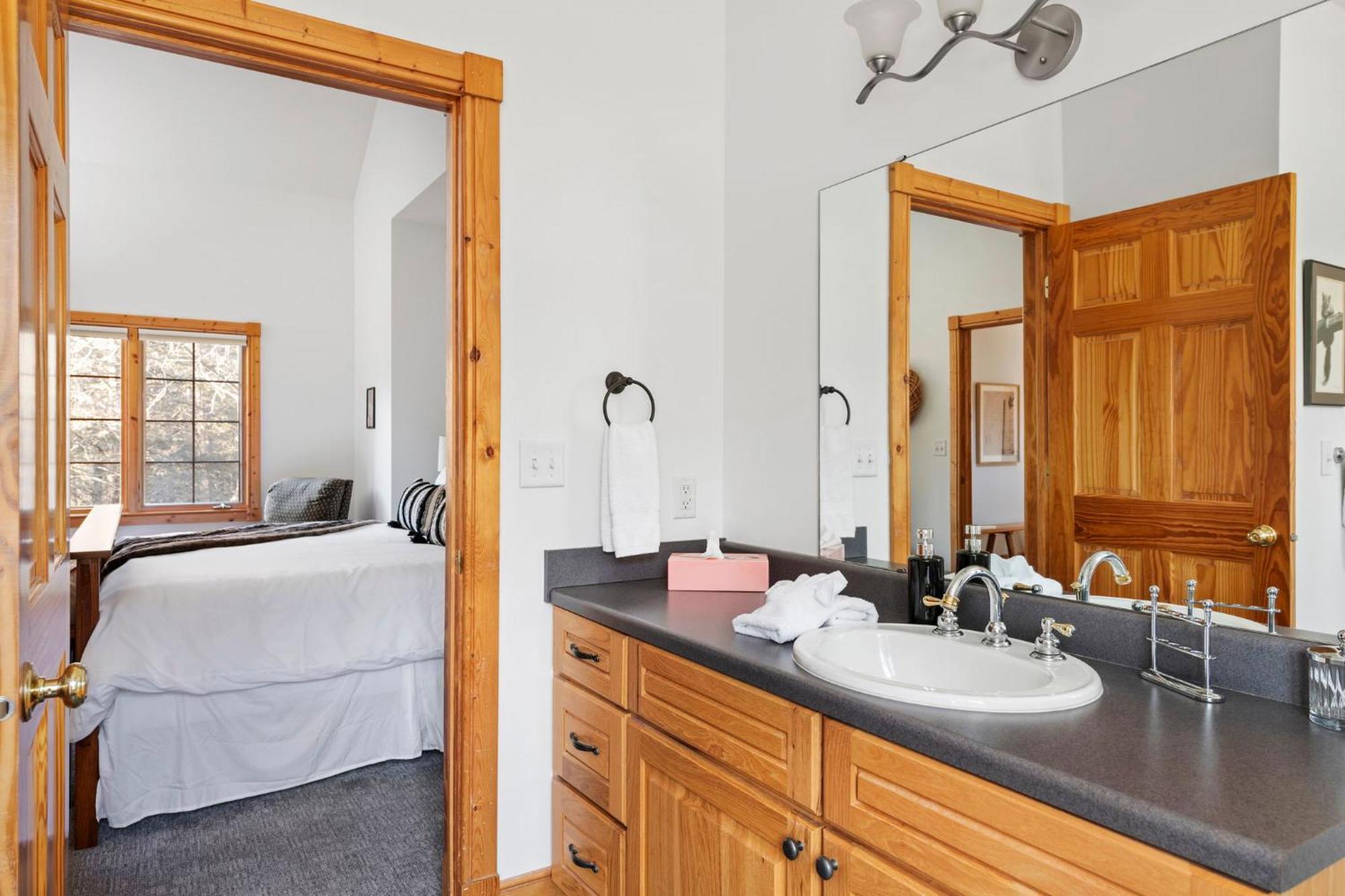 The Lodge, 'North Woods' Style, Boutique Galena Getaway! المظهر الخارجي الصورة